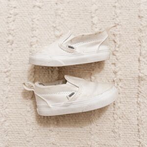 Vans Toddler Slip-On V Shoe in White